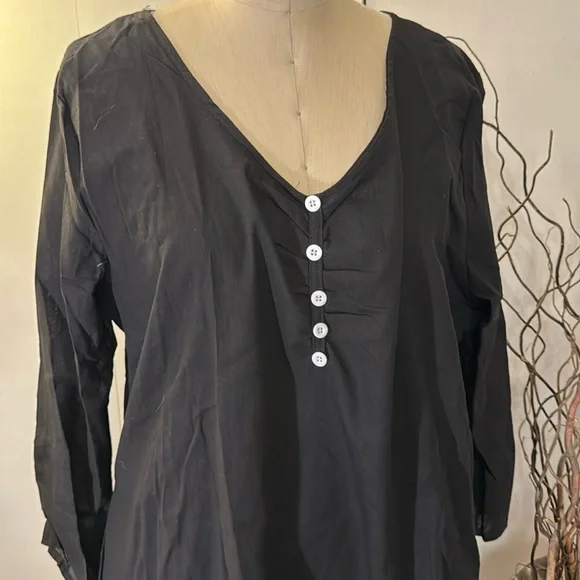 Black V-neck, long sleeve multi layered dress with white buttons - Picture 2 of 5